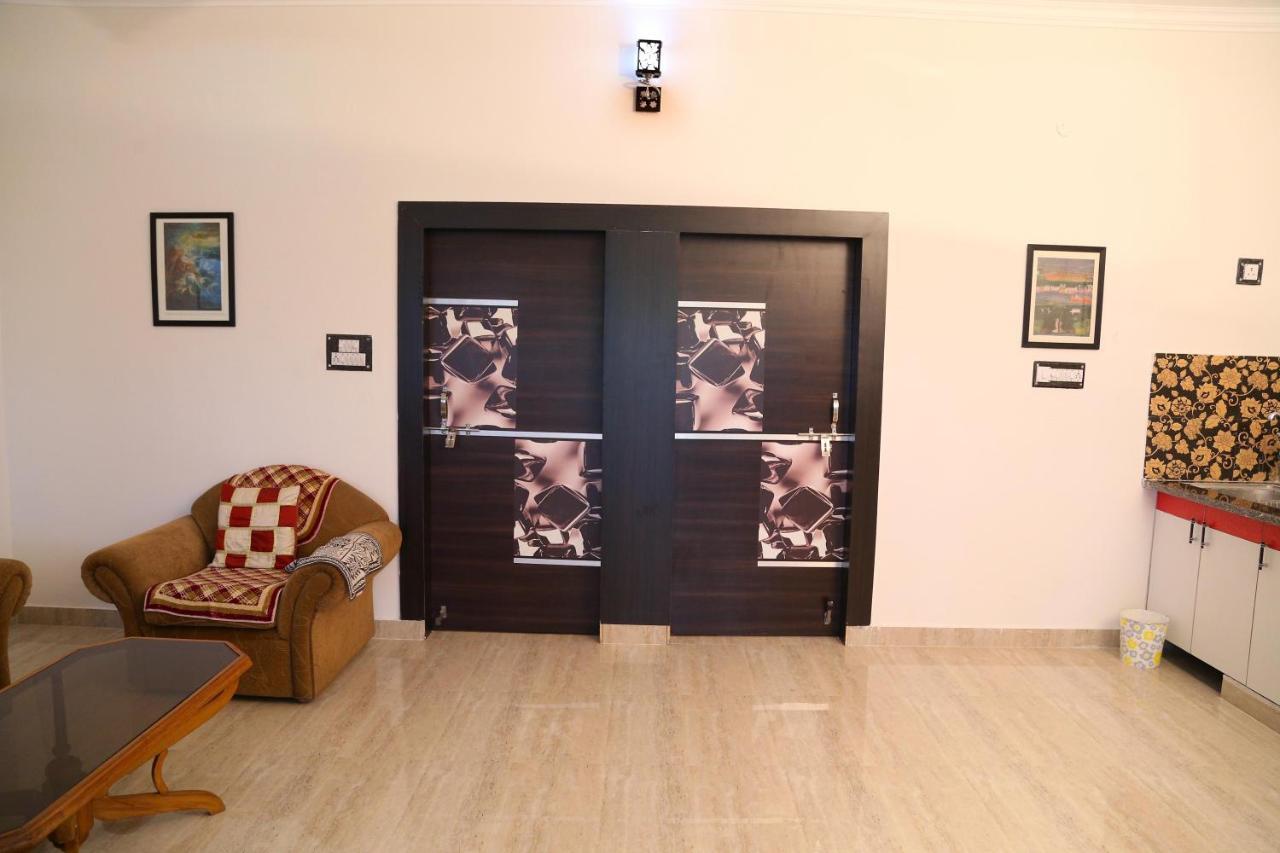Tuk Tuk Homestay Agra  Ngoại thất bức ảnh